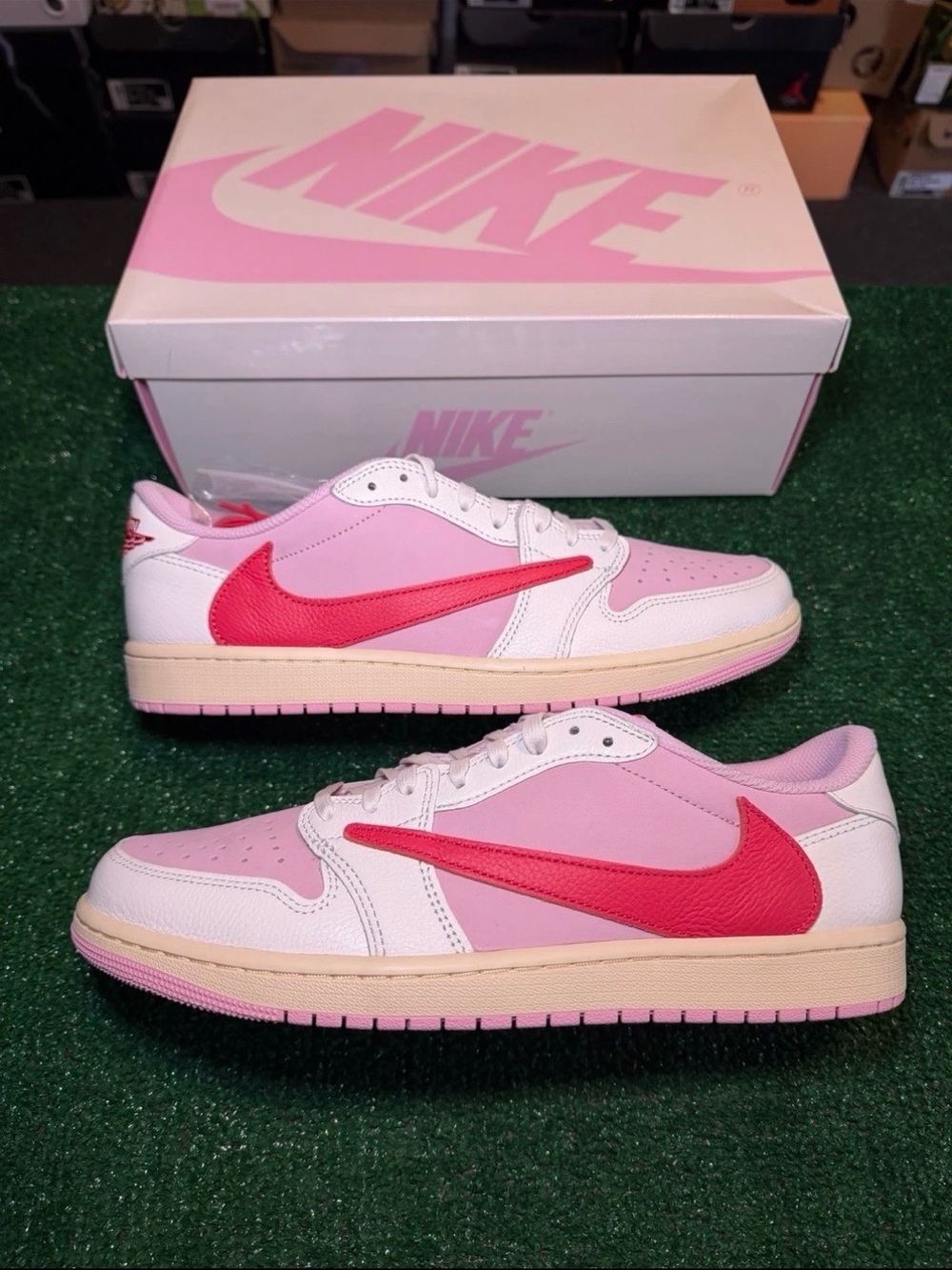 Nike Jordan Travis Scott 1 Low Tropical Pink Sz 11.5